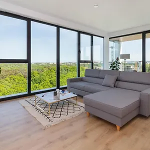Tarasy Baltyku & Parking & Balcony By Renters Apartament